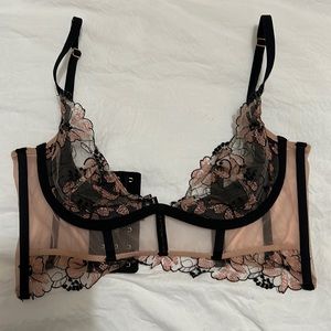 Victoria’s Secret corset NEVER USED